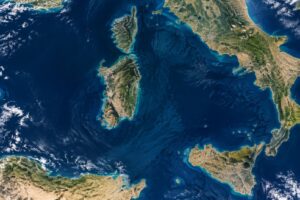 explorez la carte de la sardaigne, île italienne située entre la sicile et la corse, et repérez ses villes, ses plages et ses paysages incontournables.